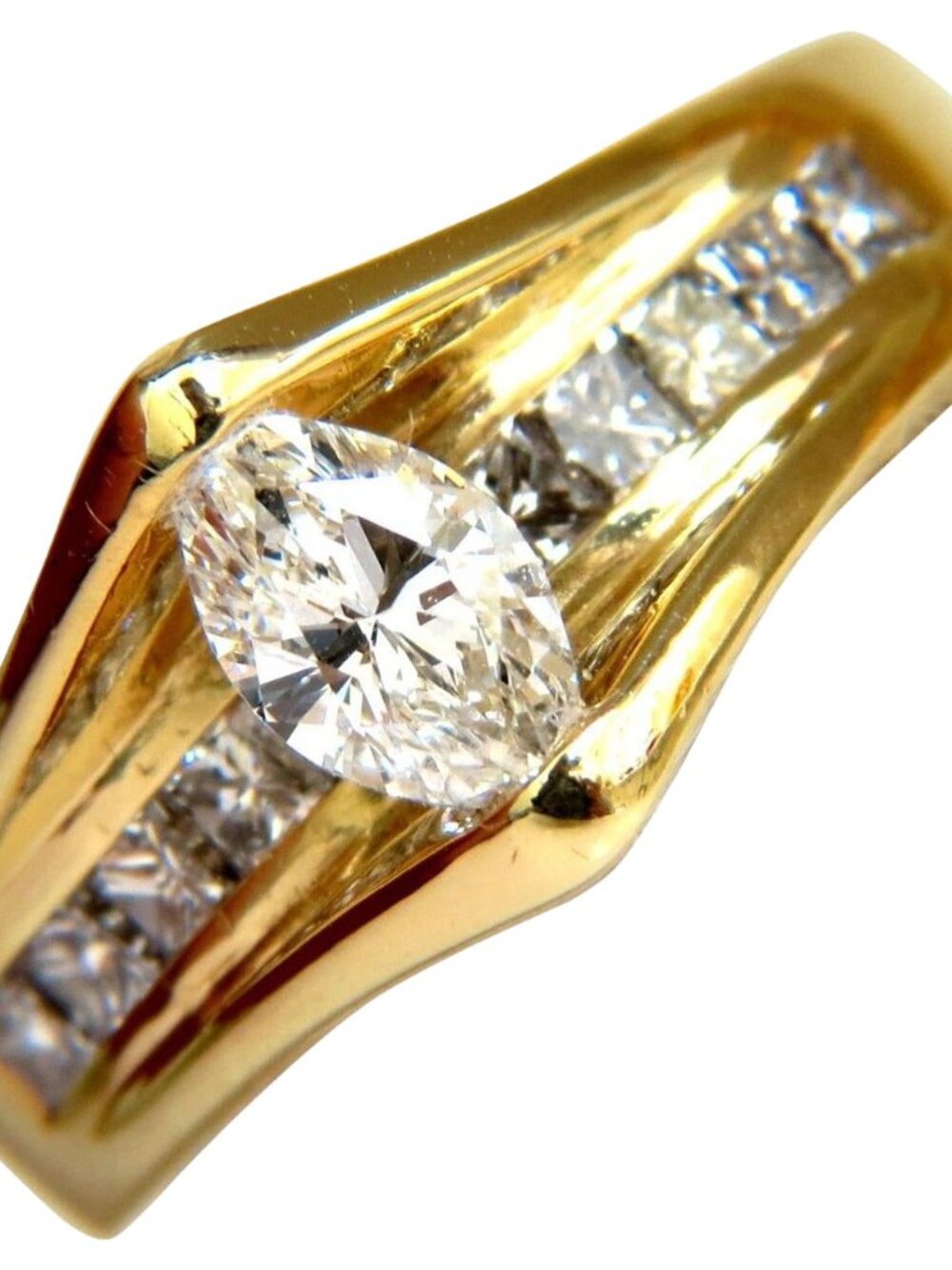 1.12CT 18KT 1.12CT DIAMONDS TENSION TOP CLASS MOD DECO HANDMADE RING*